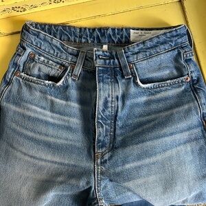 NEW LISTING Rag and bone women jeans